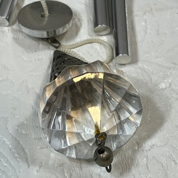 VTG Pewter PEACE Angel Figure Holding The World in Her Hands Hanging Wind Chimes - Picture 10 of 13